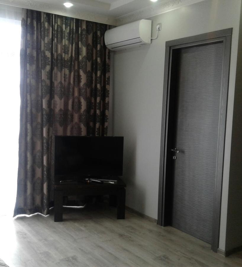 Apartment Irina Batumi Ngoại thất bức ảnh