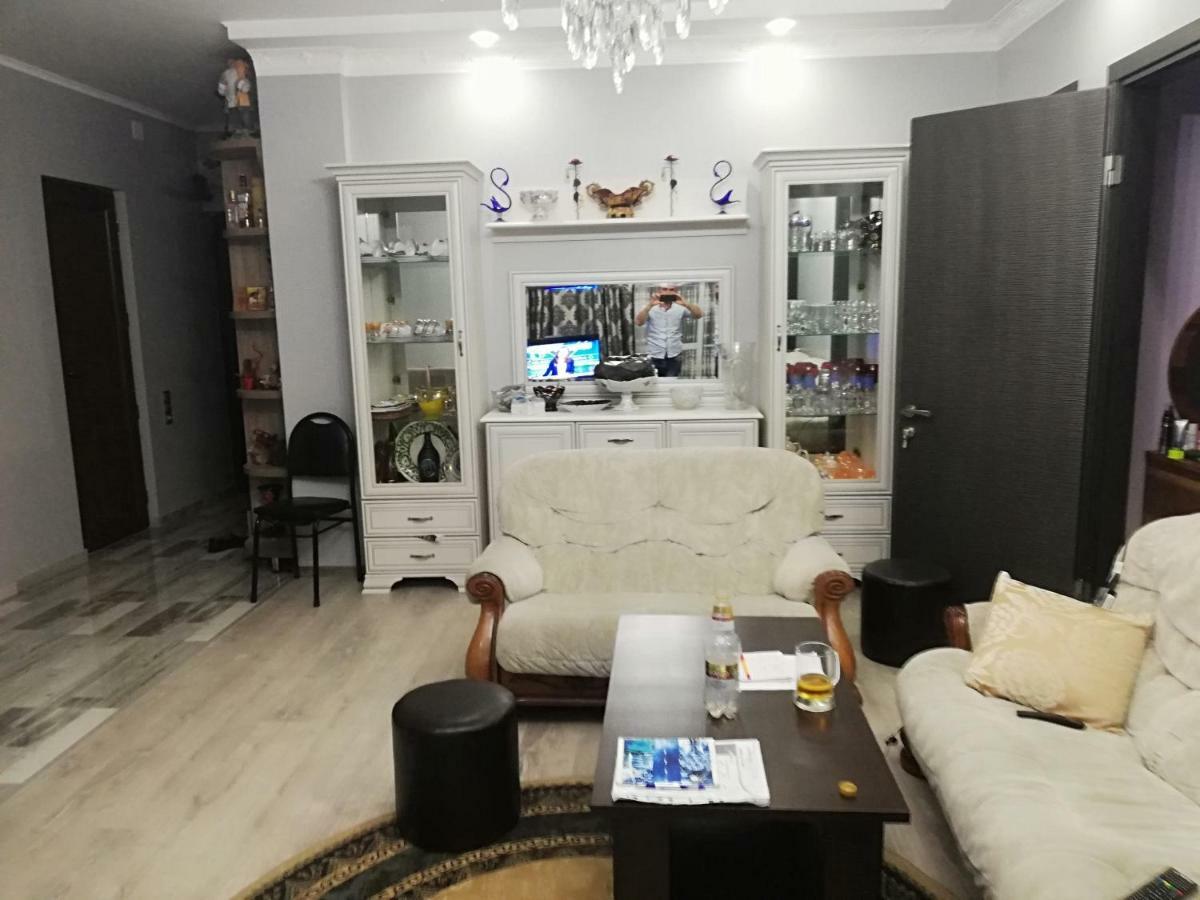 Apartment Irina Batumi Ngoại thất bức ảnh